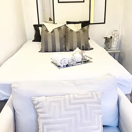 3 With Balcony أوسلو